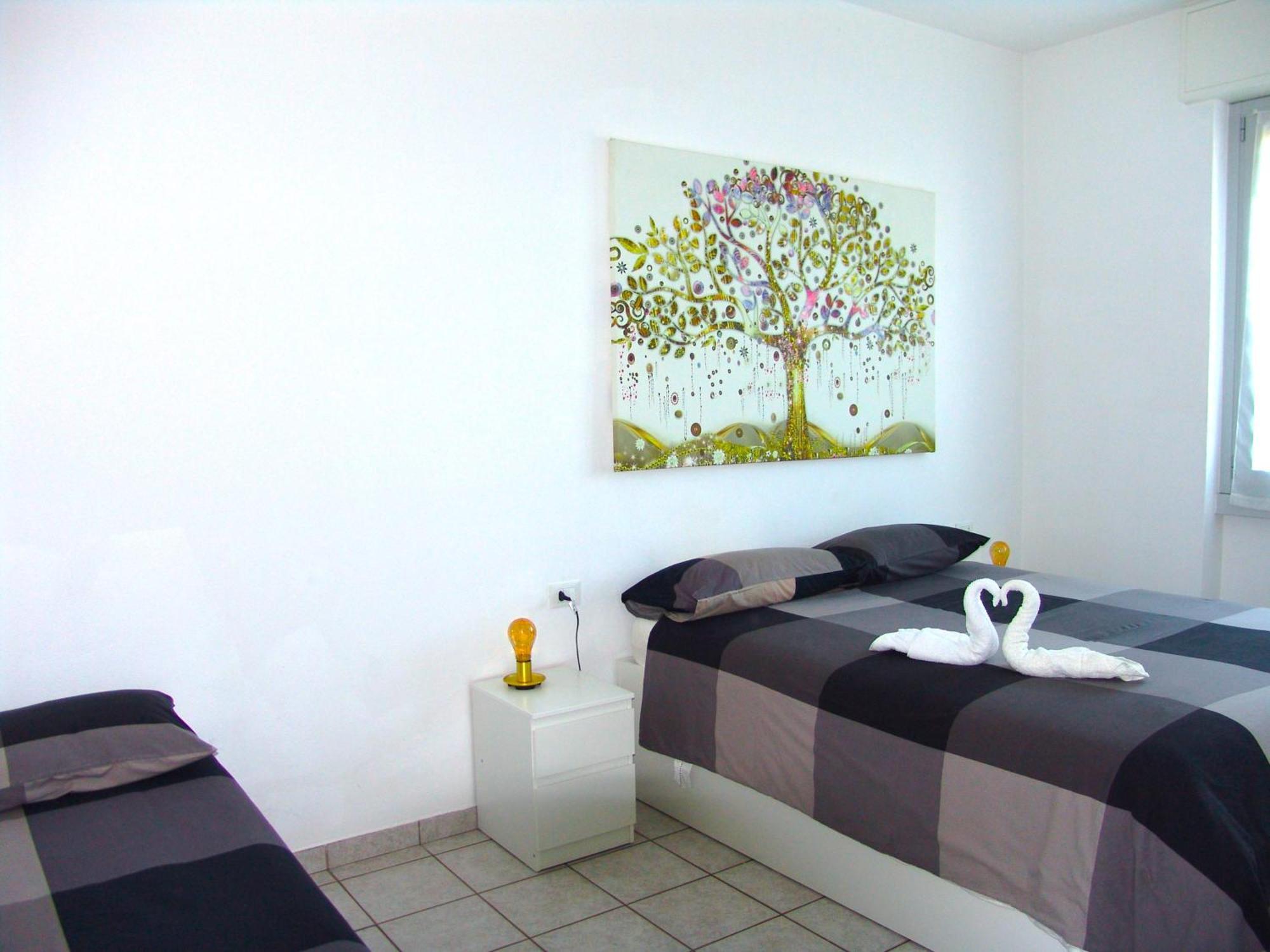 Modern Apartment Luci & Stelle Near Lake Como Nibionno Exterior foto